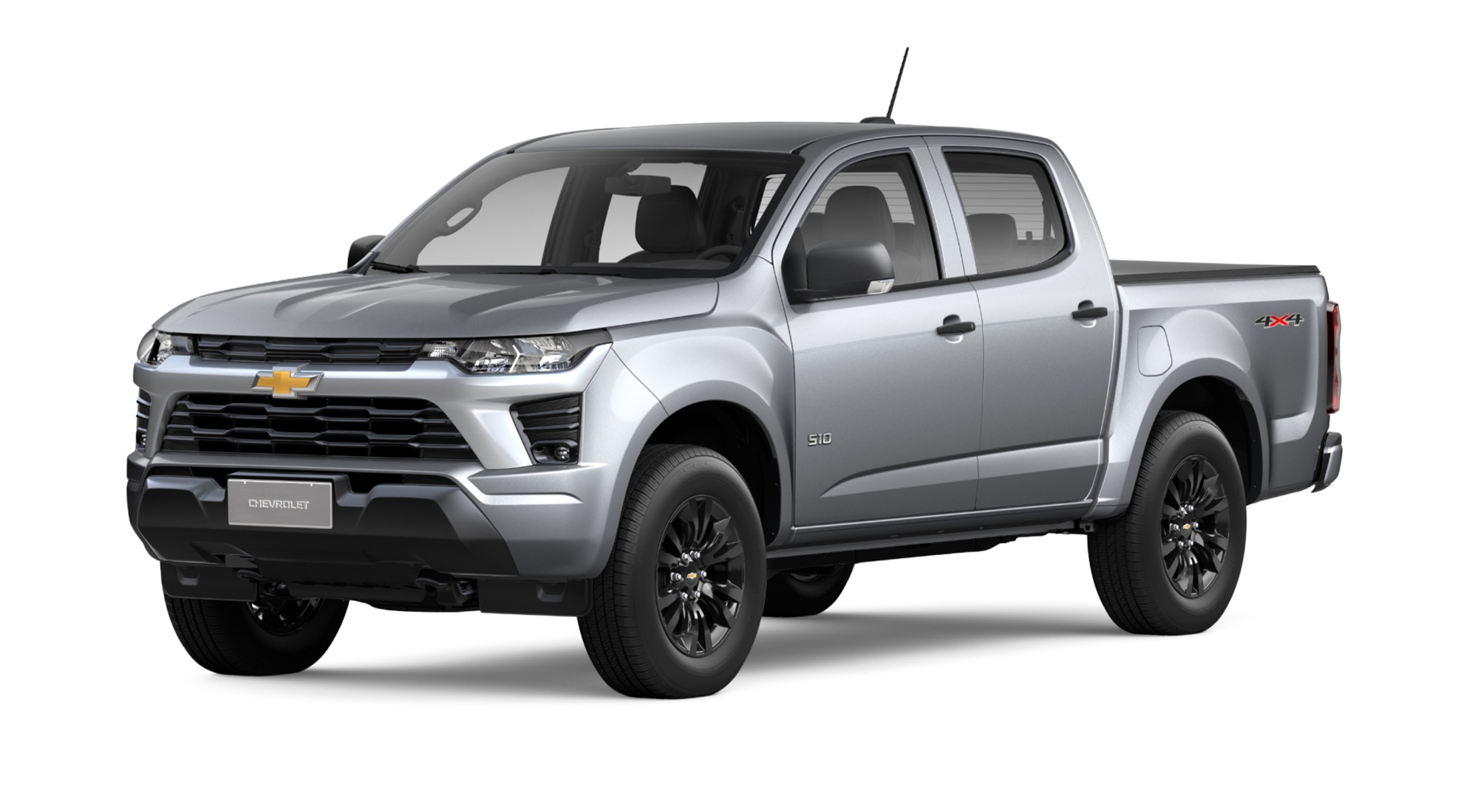 Vista de la Chevrolet S10 WT en color plata sharkskin